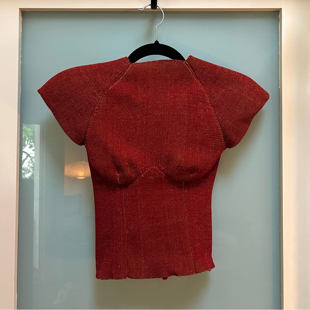 Isa Boulder Shield Top
